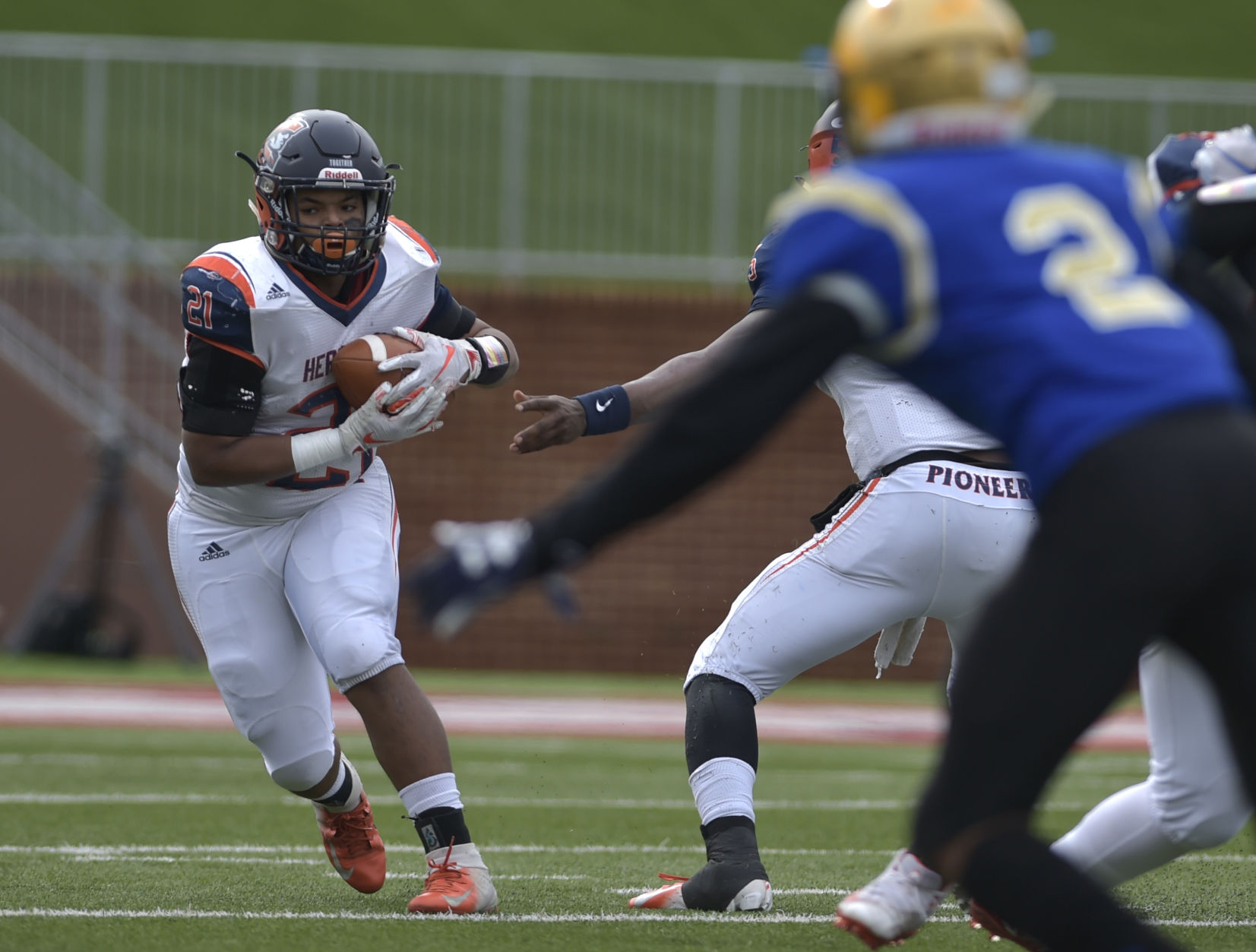 LNA 12092018 Heritge High Wins35.JPG